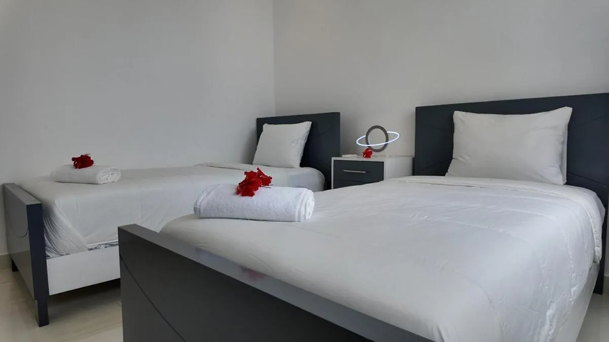 Two Bedroom Beach Apartment لاس تاريناس